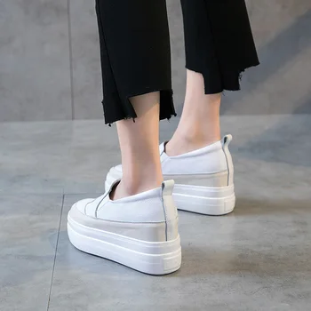 Yiluan/nove Tenisice, tanke ženske cipele na platformu, 2020 godine, Jesenski Bijela ženska Casual Cipele, Kožne cipele, proširenje rast, ženske, Male dimenzije